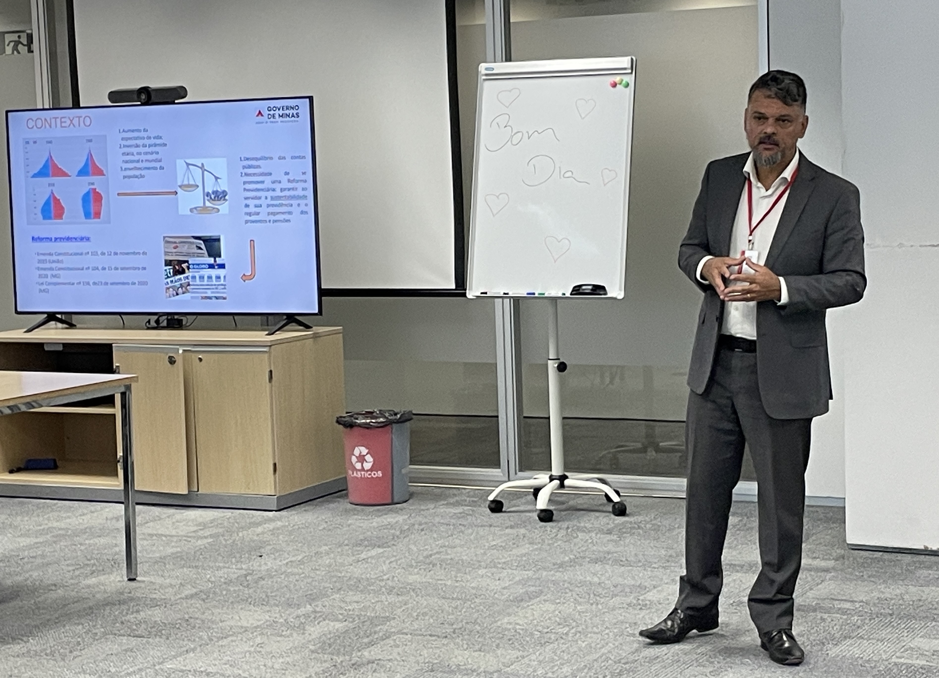 31E44BEB-34FA-4D86-B8D3-B5887B3B9F75 31E44BEB-34FA-4D86-B8D3-B5887B3B9F75